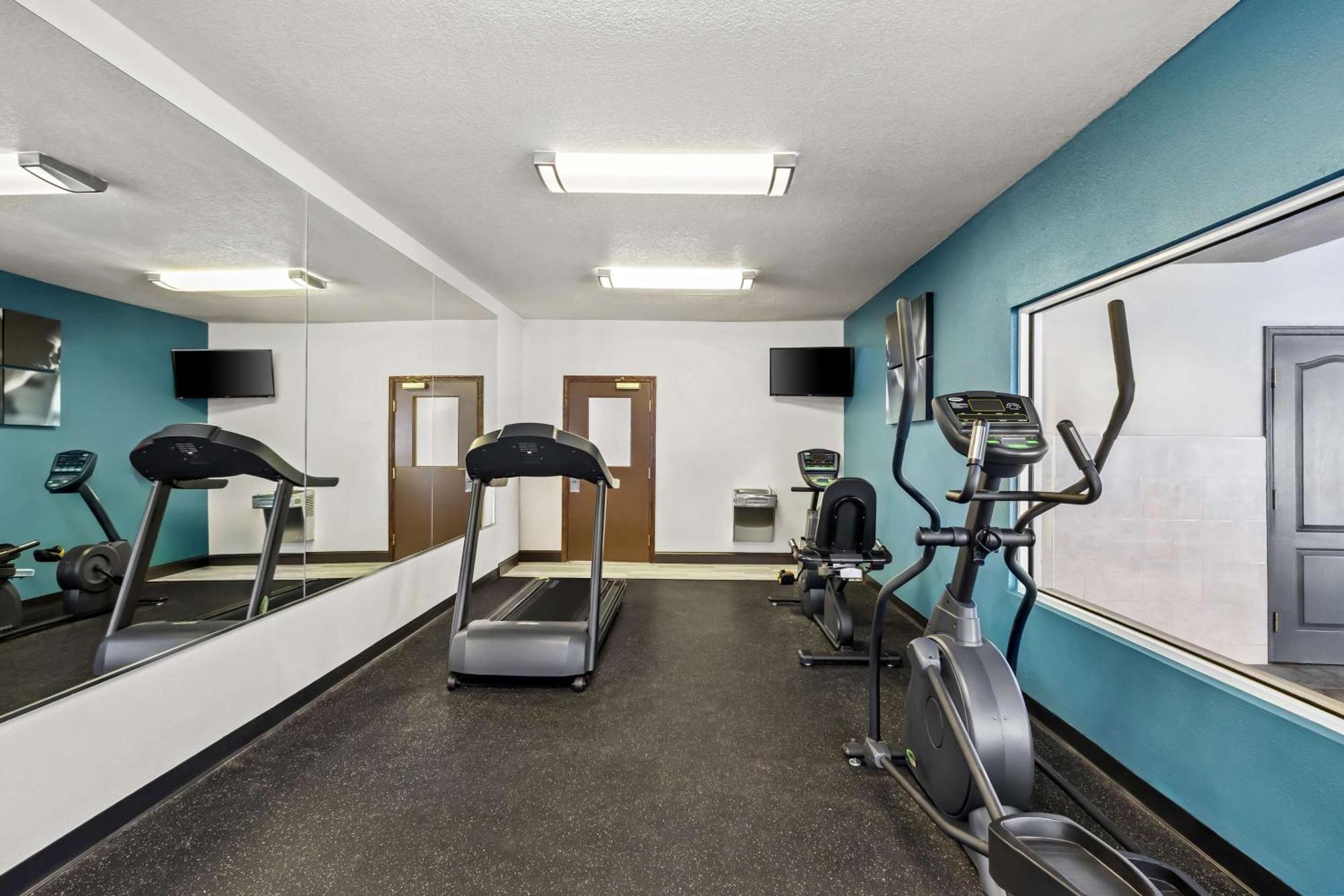Best Western Fort Wayne Inn & Suites North Экстерьер фото