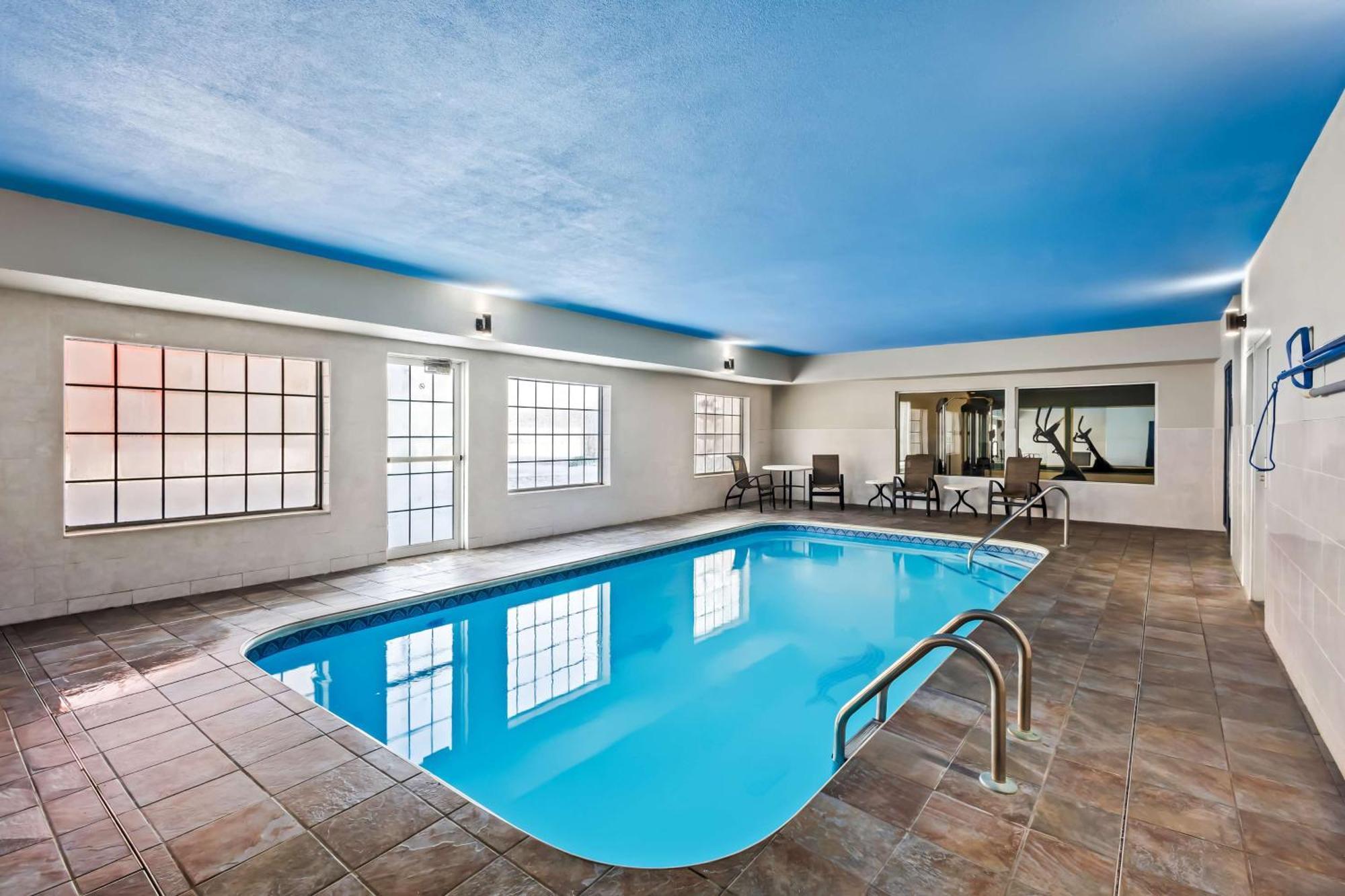 Best Western Fort Wayne Inn & Suites North Экстерьер фото